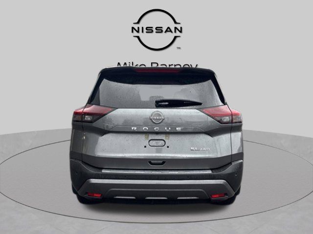 Used 2023 Nissan Rogue SL AWD/4WD image 3