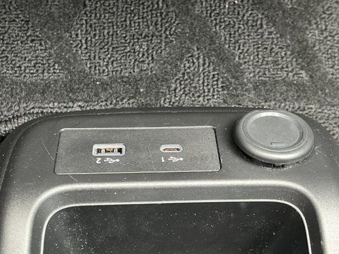 Certified 2023 Nissan Ariya image 8