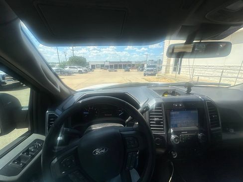 Used 2019 Ford F150 XLT w/ Equipment Group 302A Luxury AWD/4WD image 11