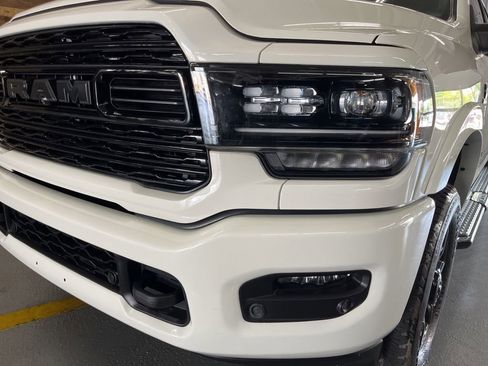 Used 2024 RAM 2500 Limited AWD/4WD image 12