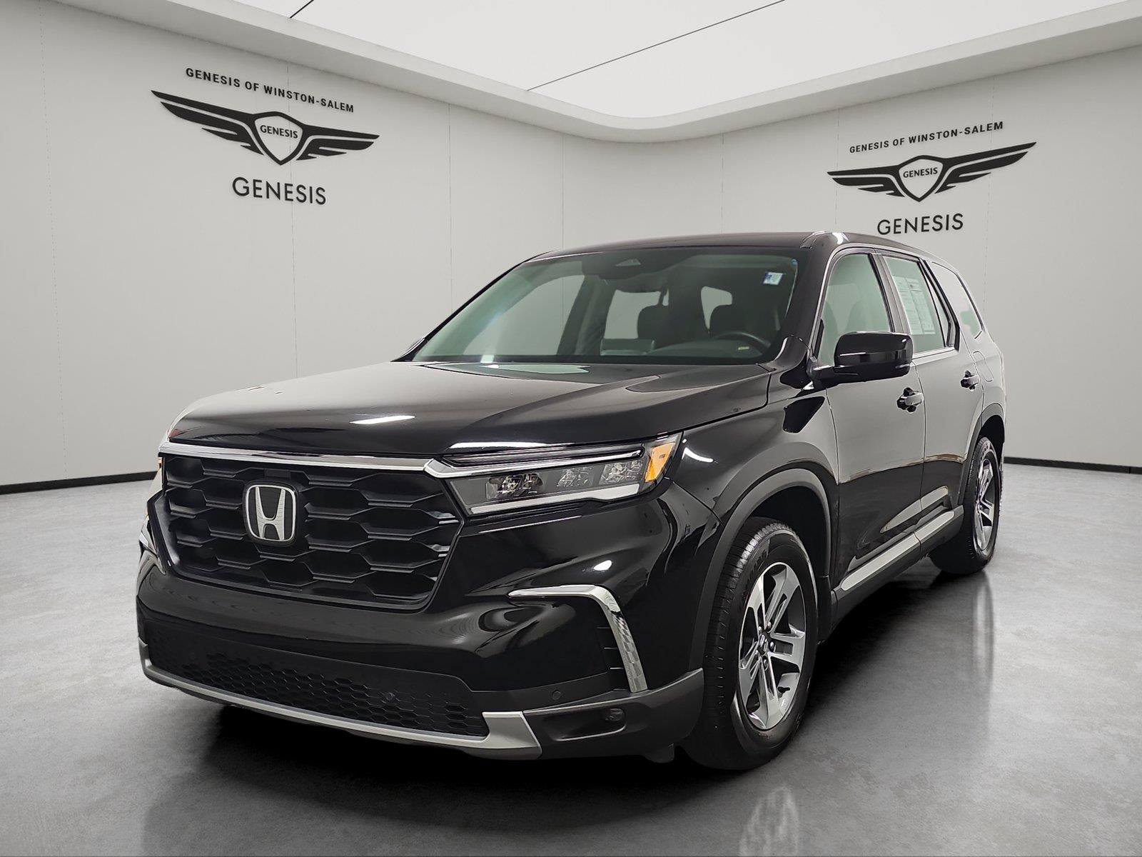 Used 2025 Honda Pilot EX-L image 1