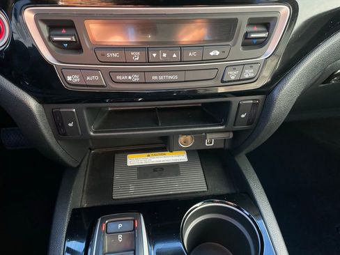 Certified 2023 Honda Ridgeline Black Edition image 19