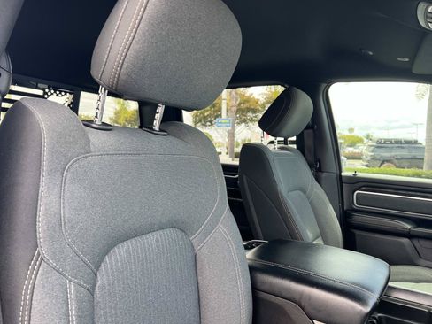 Used 2021 RAM 1500 Big Horn RWD image 31
