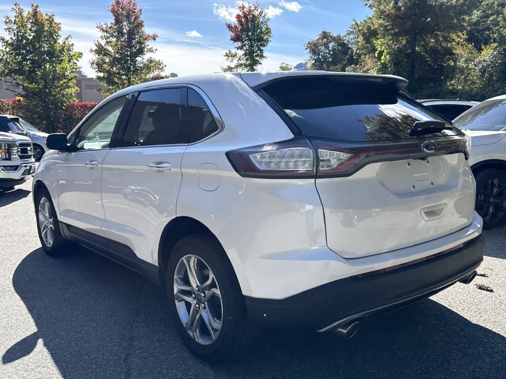 Used 2017 Ford Edge Titanium w/ Equipment Group 301A AWD/4WD image 5