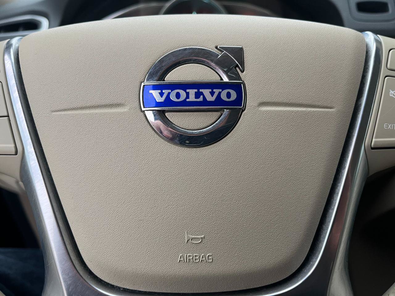 Used 2015 Volvo XC70 T6 Premier Plus AWD/4WD image 23