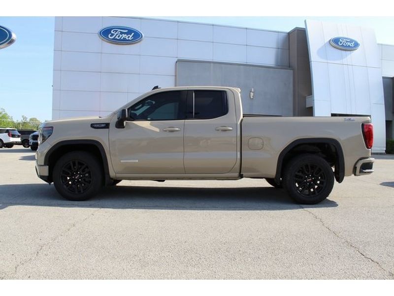 Used 2023 GMC Sierra 1500 Elevation AWD/4WD image 2