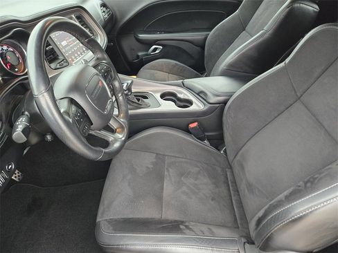 Used 2023 Dodge Challenger GT w/ Plus Package image 16