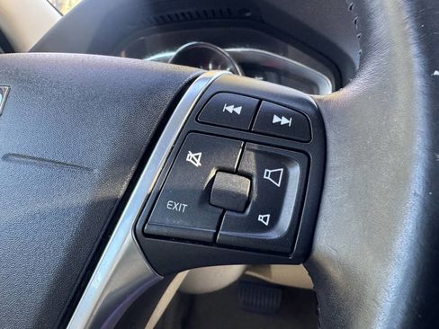 Used 2014 Volvo S60 T5 image 24