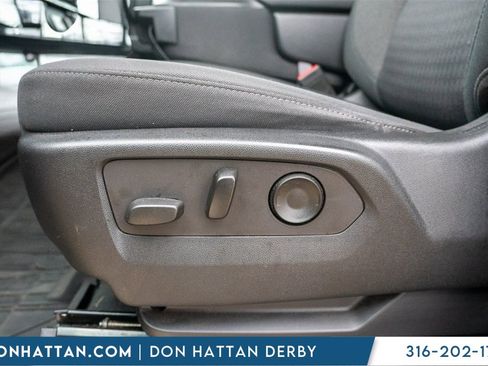 Used 2022 Chevrolet Silverado 1500 Custom image 16