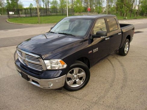 Used 2018 RAM 1500 Big Horn image 4