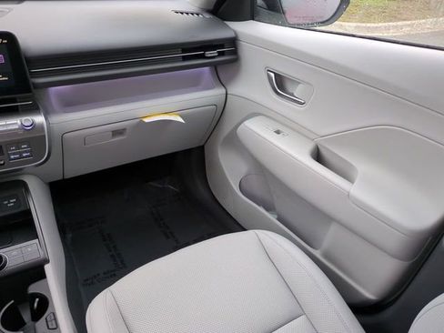 New 2026 Hyundai Kona SEL Premium image 17