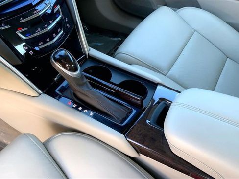 Used 2016 Cadillac XTS Luxury w/ Driver Awareness Package FWD image 16