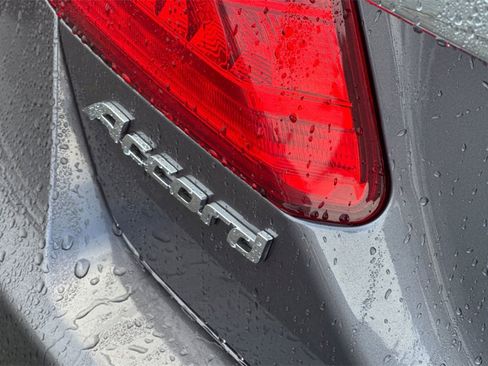 Used 2015 Honda Accord EX-L image 28