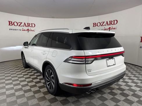New 2025 Lincoln Aviator Premiere image 5