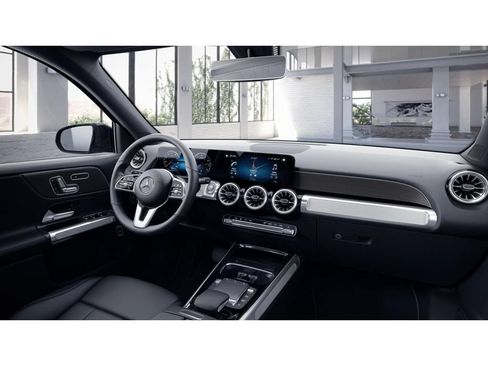 Certified 2023 Mercedes-Benz GLB 250 4MATIC image 6