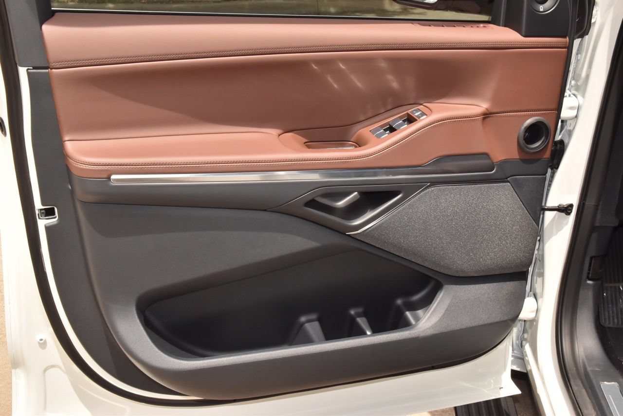 New 2026 Lincoln Navigator L Reserve AWD/4WD image 39