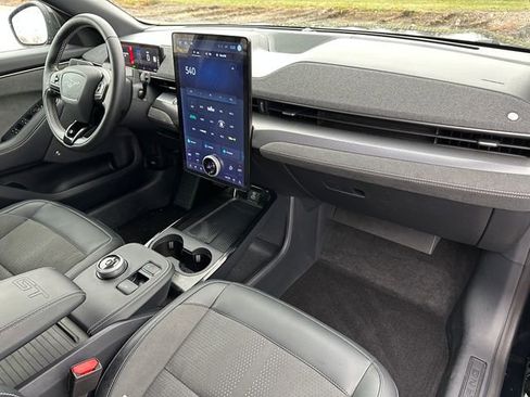 Used 2024 Ford Mustang Mach-E GT image 10