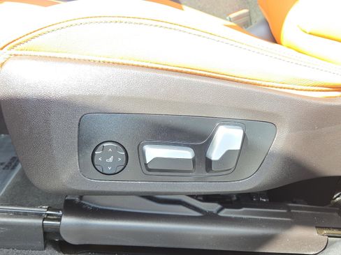 Certified 2023 BMW X3 sDrive30i w/ M Sport Package image 11