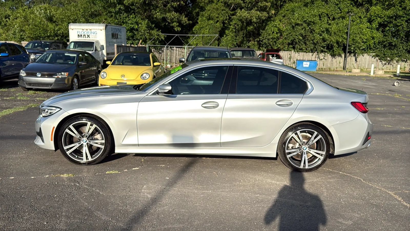 Used 2019 BMW 330i Sedan w/ Convenience Package RWD image 3