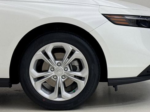 New 2026 Honda Accord LX image 6