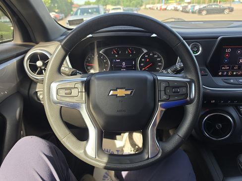 Used 2022 Chevrolet Blazer LT AWD/4WD image 19