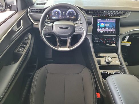 New 2026 Jeep Grand Cherokee Laredo X AWD/4WD image 5