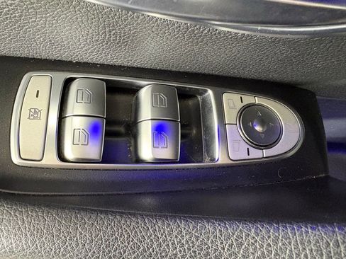 Used 2021 Mercedes-Benz E 350 4MATIC Sedan image 15