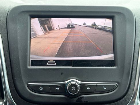 Used 2022 Chevrolet Equinox LT FWD image 20