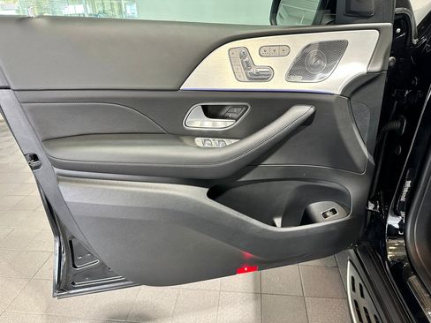 Certified 2025 Mercedes-Benz GLE 450 4MATIC image 11