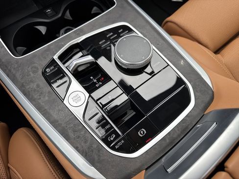 Certified 2024 BMW X5 xDrive40i w/ Premium Package image 17