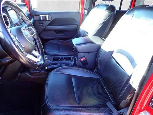 Used 2021 Jeep Wrangler Unlimited Sahara image 11