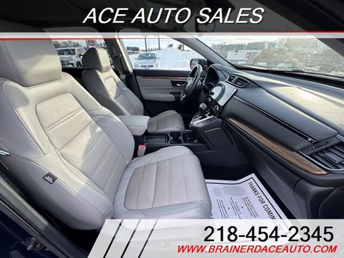 Used 2017 Honda CR-V Touring image 10