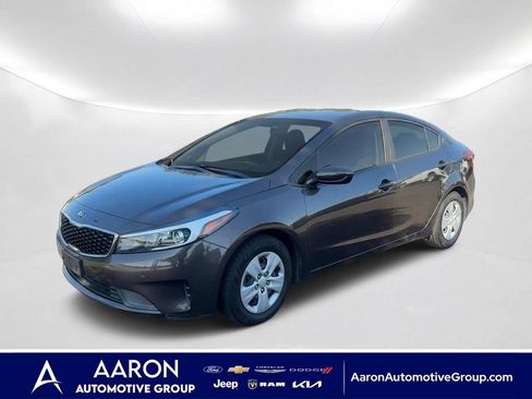 Used 2017 Kia Forte LX FWD image 1
