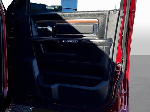 Used 2018 RAM 2500 Laramie w/ Convenience Group image 17