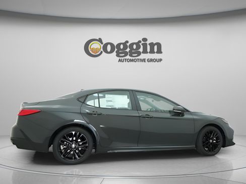 New 2026 Toyota Camry SE image 25