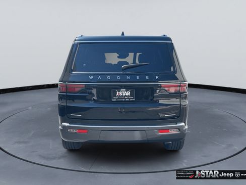 Used 2022 Jeep Wagoneer Series III AWD/4WD image 6