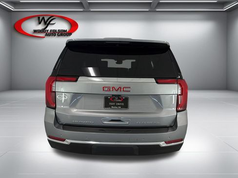 New 2026 GMC Yukon Elevation w/ Elevation Premium Package AWD/4WD image 7