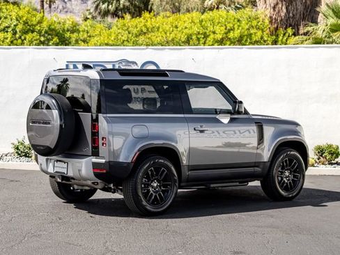 Used 2023 Land Rover Defender 90 SE AWD/4WD image 6