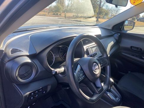 Used 2023 Nissan Kicks S image 14