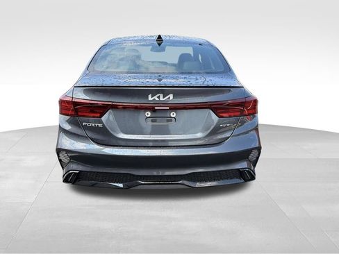 Used 2023 Kia Forte GT-Line w/ GT-Line Premium Package FWD image 6