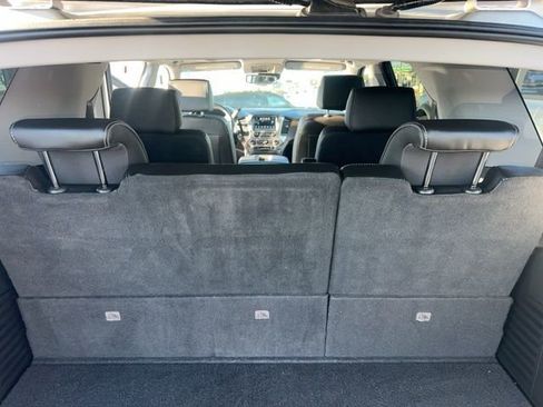 Used 2018 GMC Yukon Denali image 10