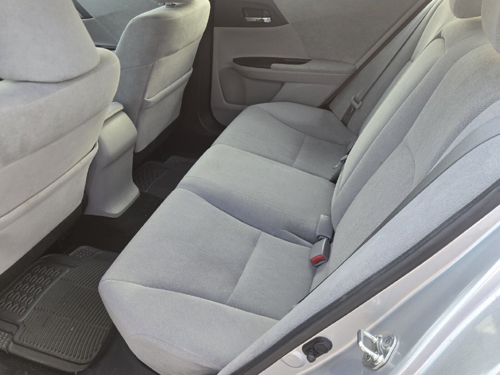 Used 2013 Honda Accord LX image 8