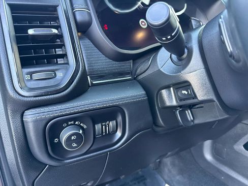 Used 2023 RAM 2500 Limited AWD/4WD image 17