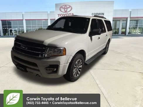 Used 2017 Ford Expedition EL XLT w/ Equipment Group 202A image 36