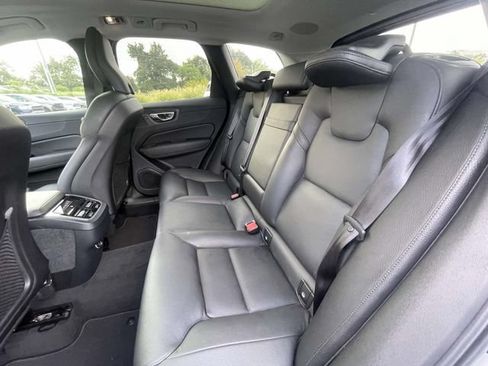 Used 2019 Volvo XC60 T5 Inscription w/ Protection Package Premier FWD image 13
