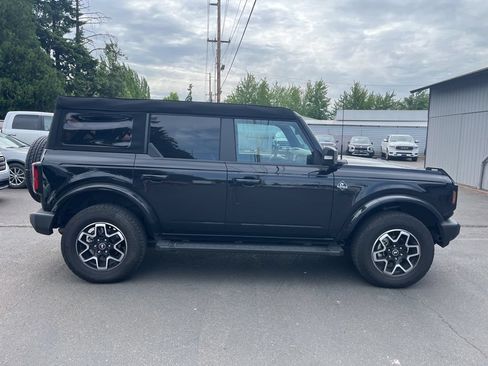 Used 2024 Ford Bronco Outer Banks AWD/4WD image 8