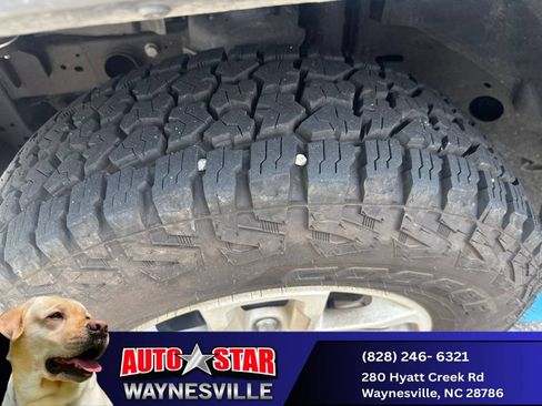 Used 2023 Jeep Gladiator Sport AWD/4WD image 23