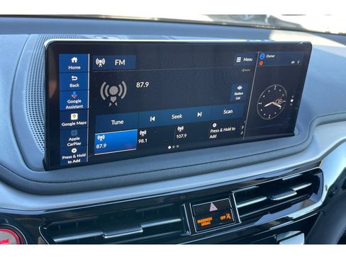 Certified 2025 Acura MDX SH-AWD w/ Technology Package image 26