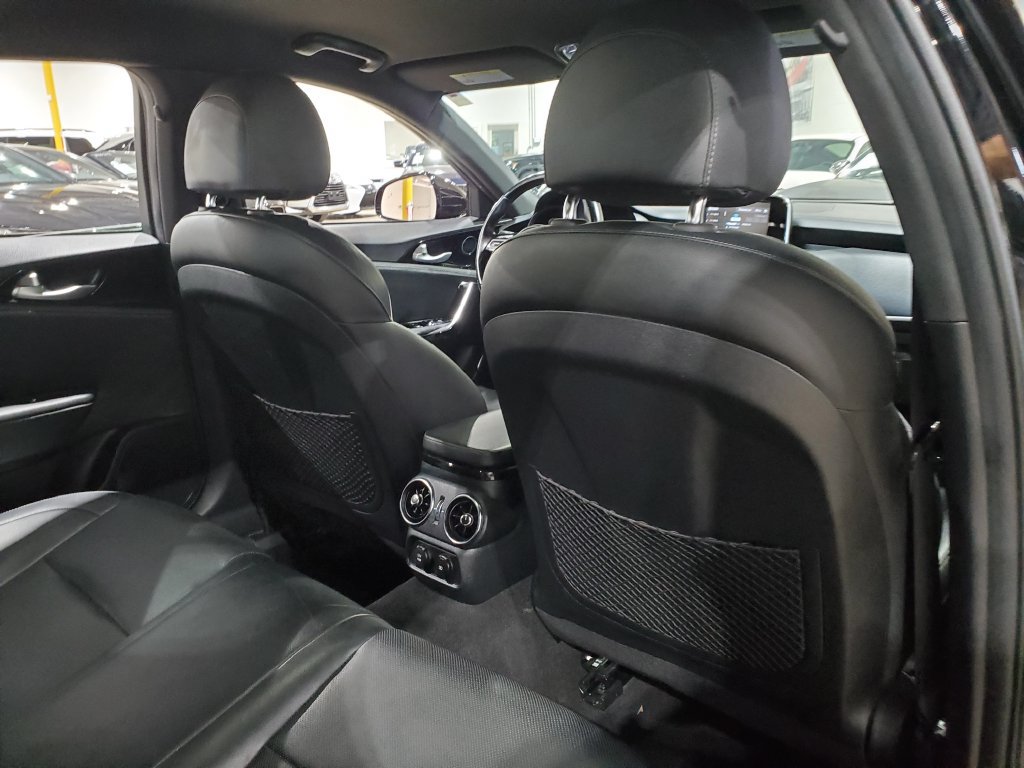 Used 2020 Kia Stinger GT-Line RWD image 19