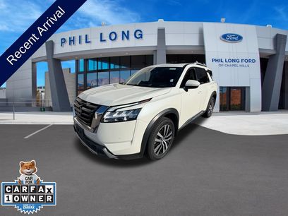 Used 2023 Nissan Pathfinder Platinum